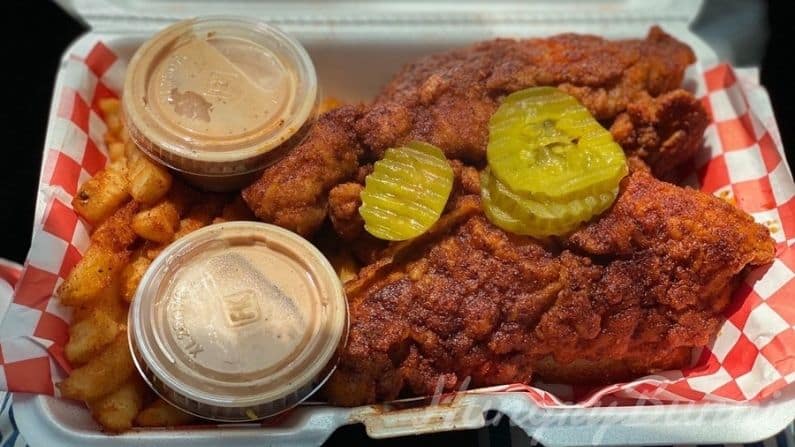 Best Fried Chicken in Dallas Fort Worth: 10 Must-fry Restaurants & Places
