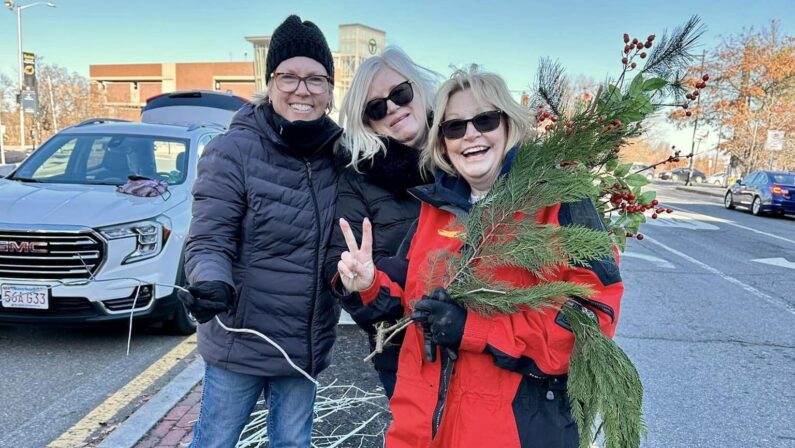 The Salem Garden Club's Christmas Boutique