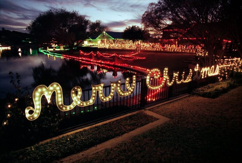 christmas lights in dallas 2024